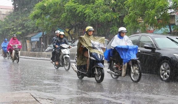 Dự báo thời tiết hôm nay 238 Hà Nội mưa dông rải rác