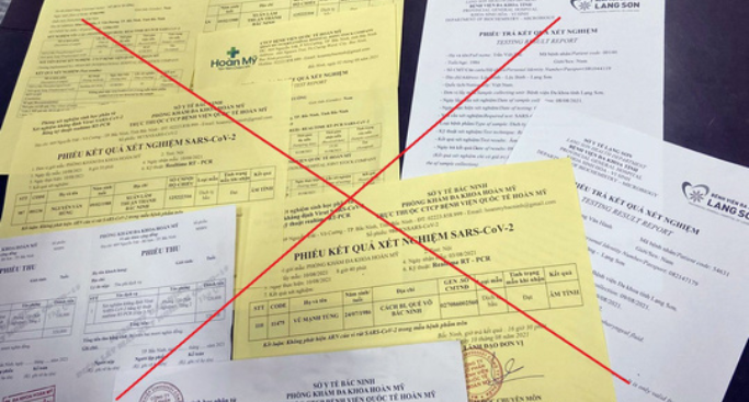 Tạm giữ Giám đốc Công ty làm giả phiếu xét nghiệm COVID-19 để trục lợi bất chính