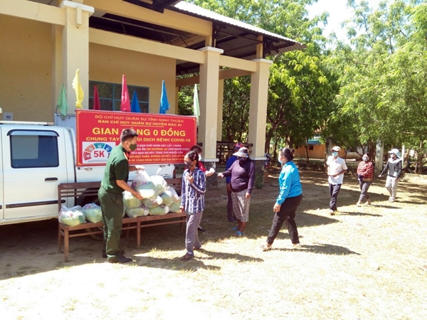 “Vùng xanh” duy nhất ở Ninh Thuận có gian hàng 0 đồng