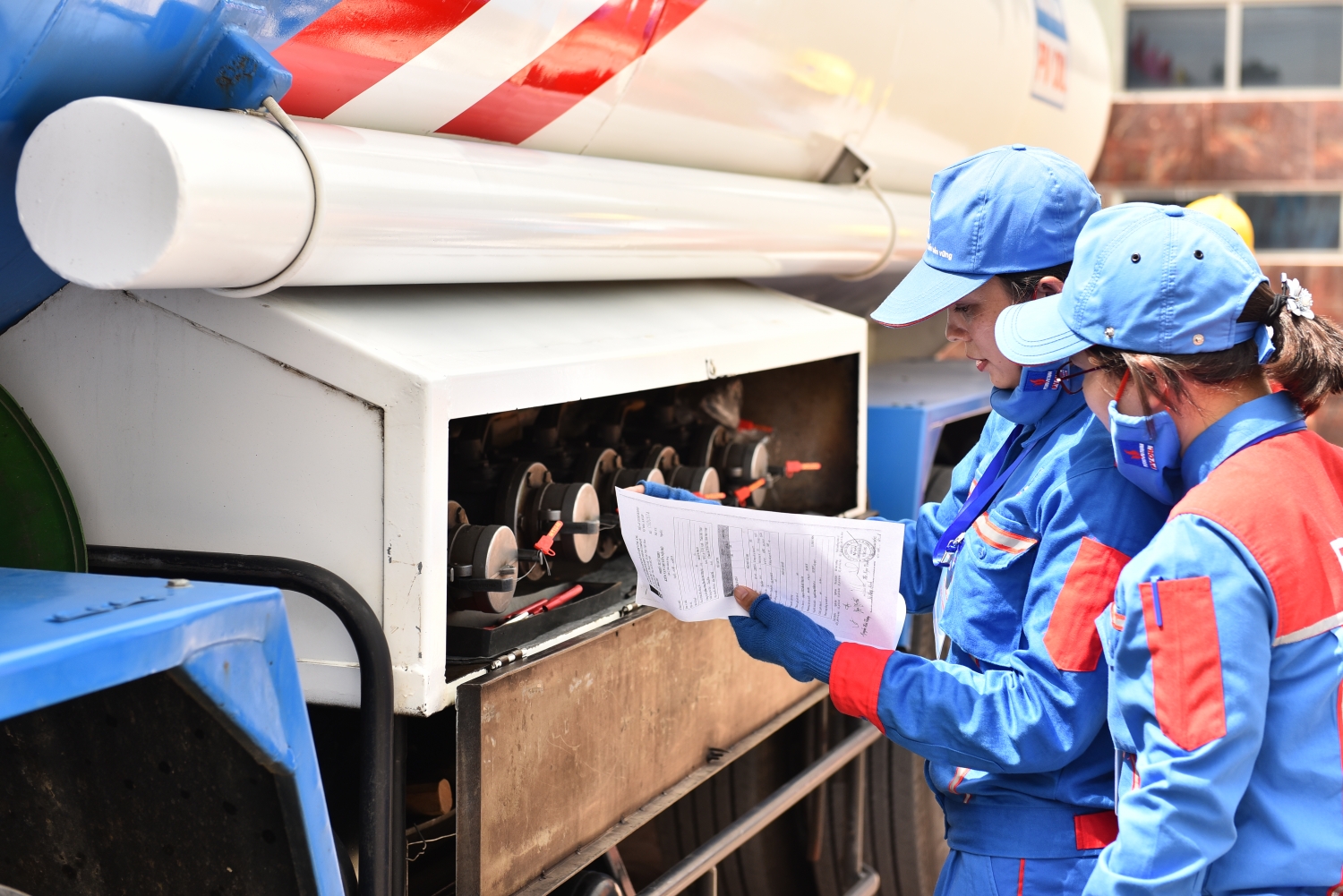 Việt Nam chi gần 57.000 tỷ đồng để nhập khẩu xăng dầu trong 7 tháng đầu năm 2021