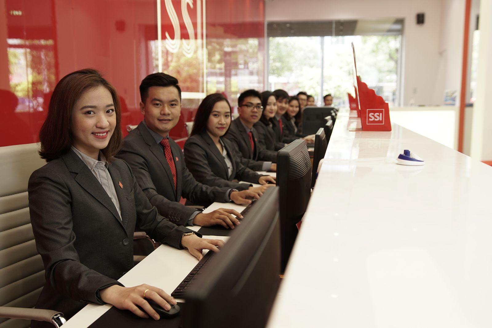 Cổ đông lớn bán thành công 15,3 triệu cổ phiếu SSI