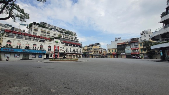 Ban Thường vụ Thành ủy Hà Nội đồng ý kéo dài giãn xã hội đến 6h ngày 69