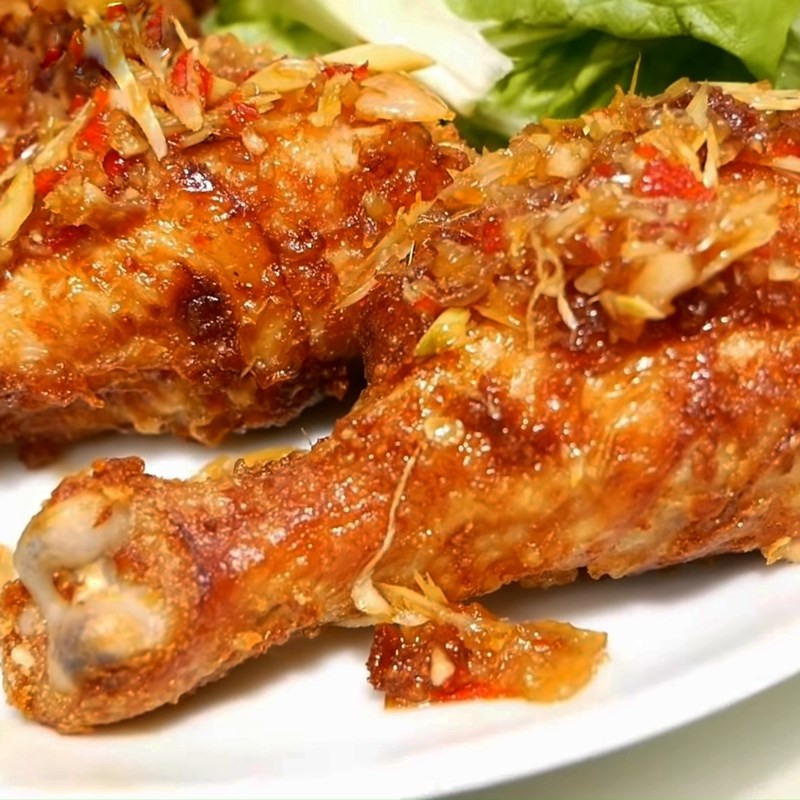 Món ăn ngon trong mùa giãn cách Đùi gà chiên nước mắm ngon đậm đà