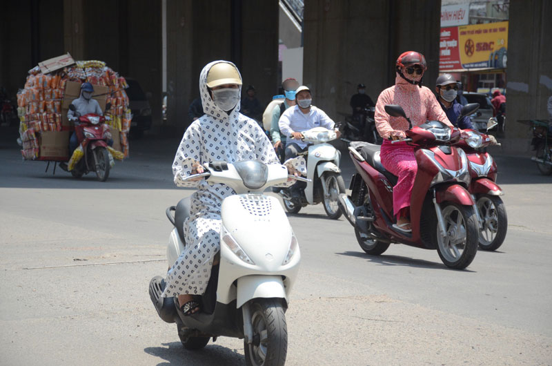 Dự báo thời tiết hôm nay 228 Cảnh báo nắng nóng ở Bắc Bộ và Trung Bộ