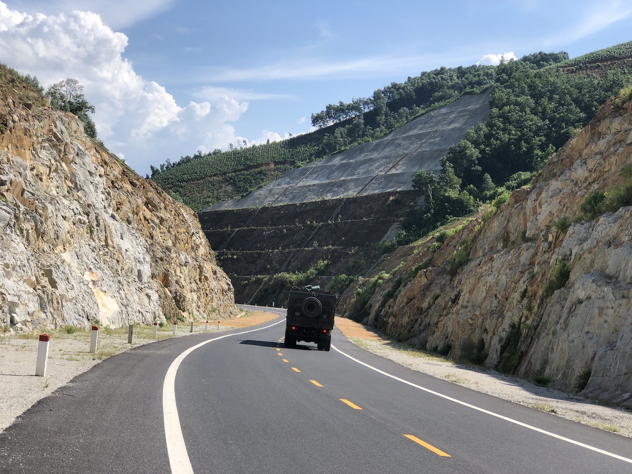 Hà Tĩnh kiến nghị được ưu tiên vốn đầu tư cho 104 km cao tốc Bãi Vọt - Vũng Áng