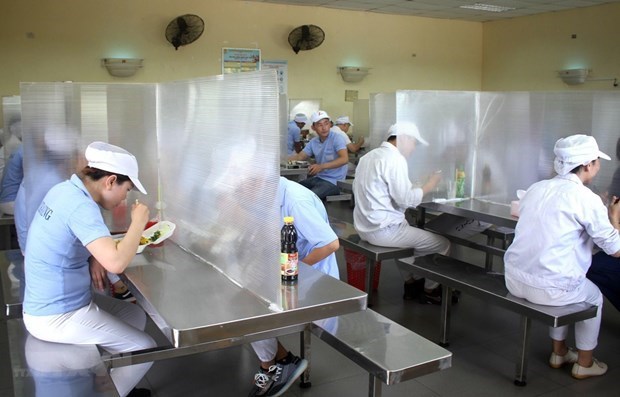 Hỗ trợ tiền ăn 1 triệu đồngngười lao động thực hiện 3 tại chỗ