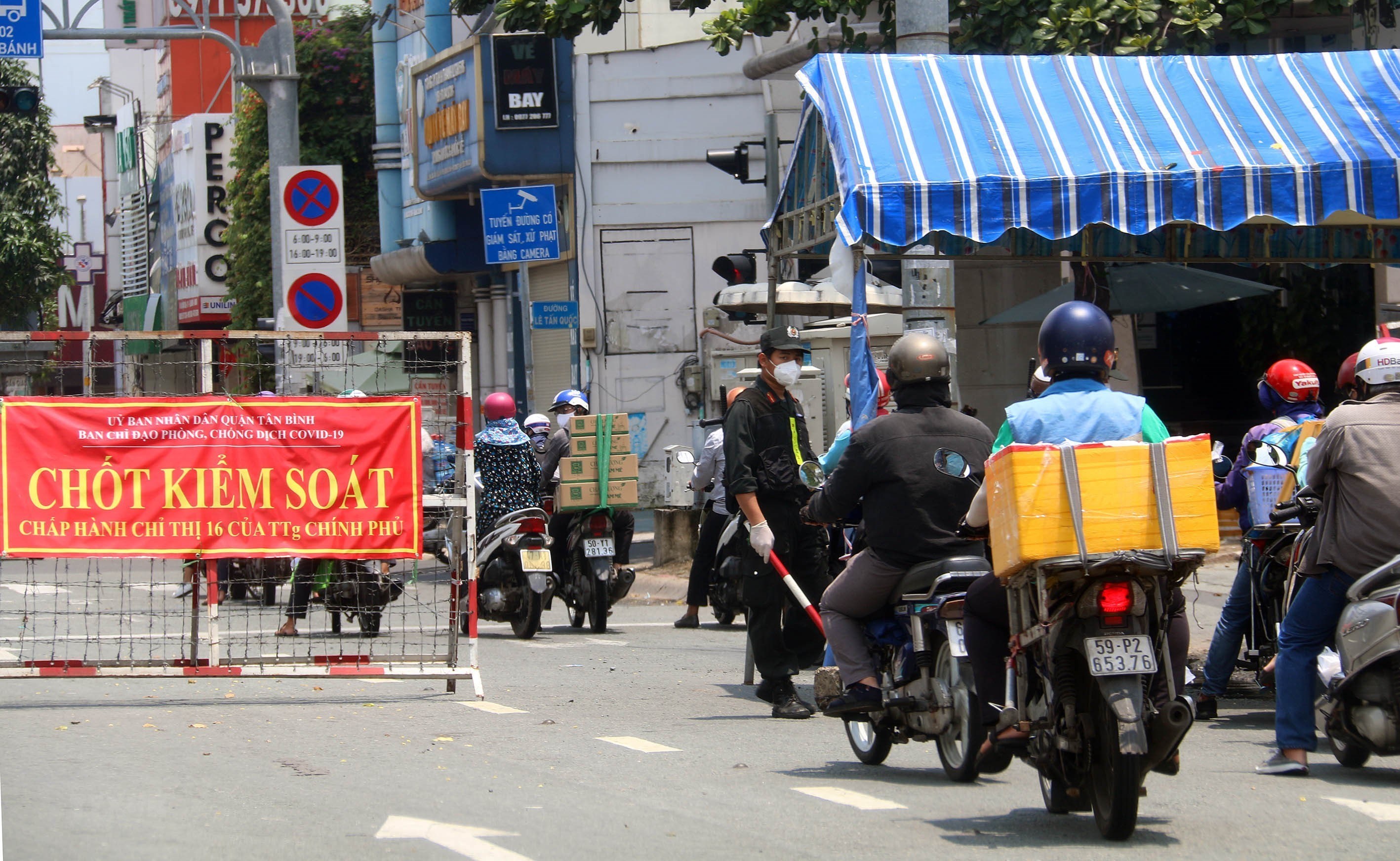 TPHCM sử dụng mẫu giấy đi đường mới từ 0h ngày 258