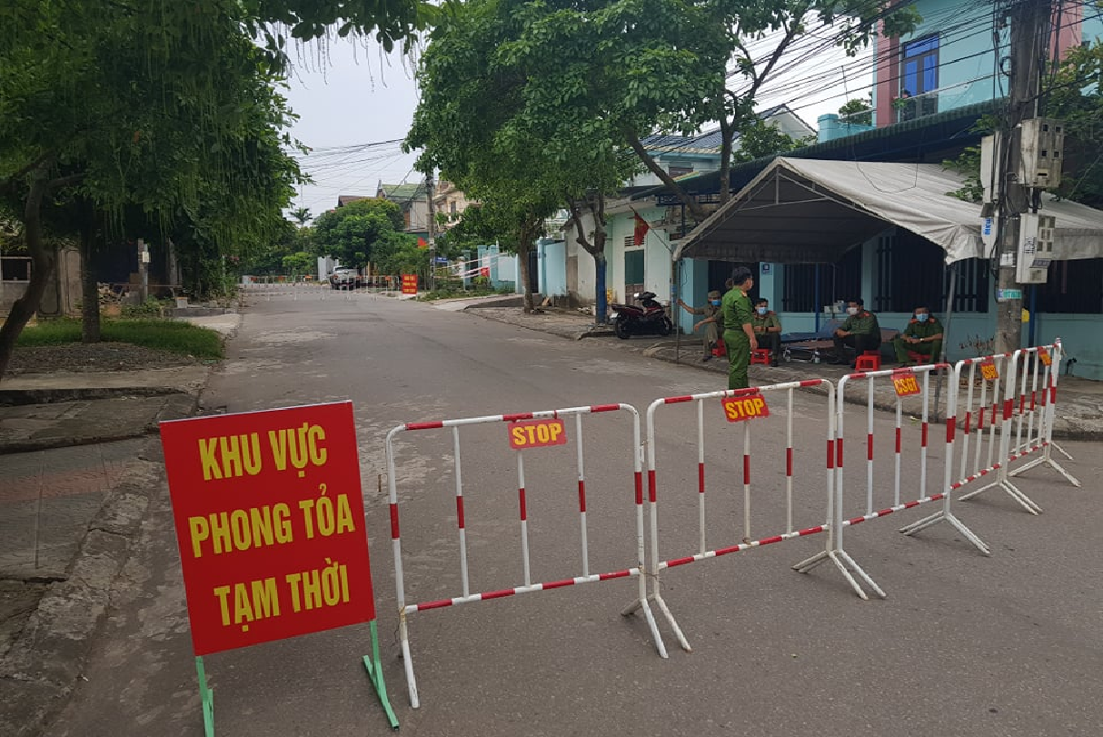 Quảng Trị Nâng thời gian cách ly, tạm dừng tàu thuyền đi lại giữa các cảng cá Quảng Bình