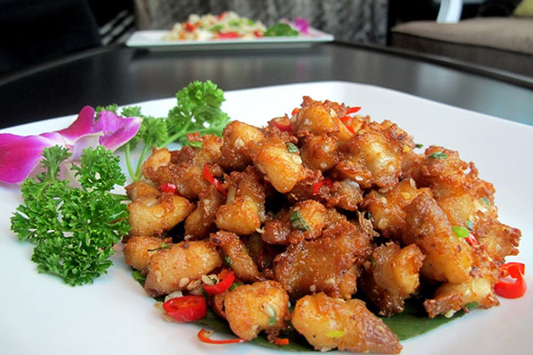 Bí quyết làm món sụn gà rang muối ngon, giòn sần sật