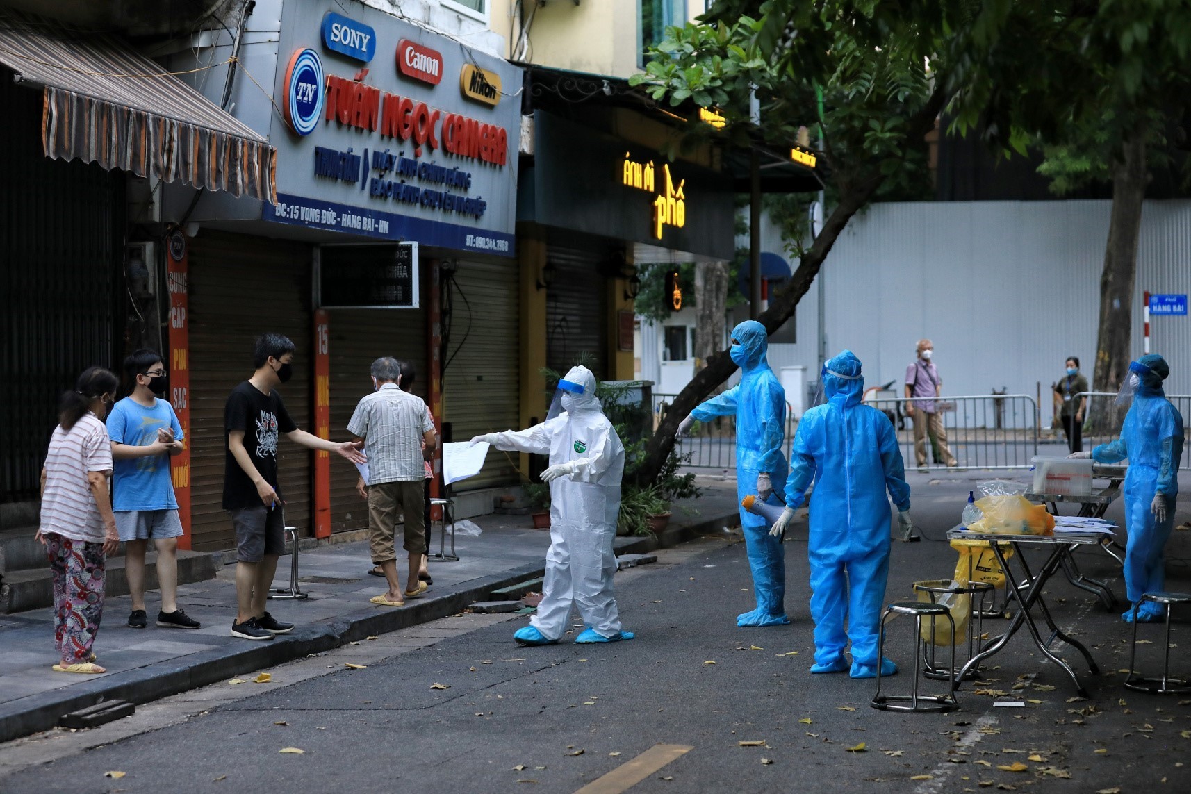 Trưa 298, Hà Nội ghi nhận thêm 51 ca mắc Covid-19 mới