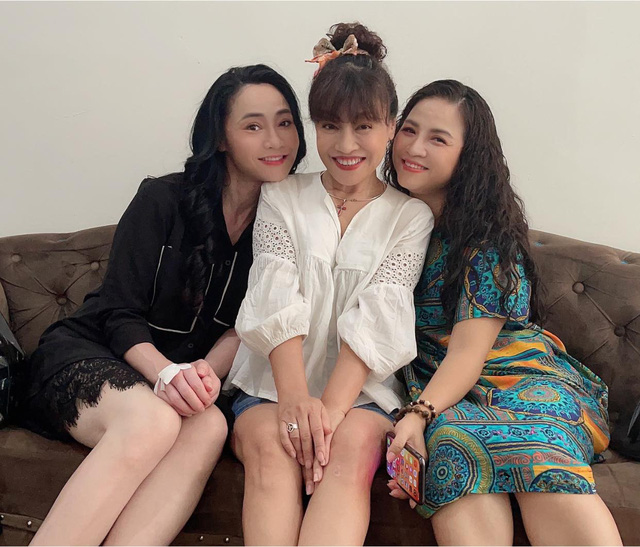 Hương vị tình thân Ngỡ ngàng nhan sắc ngày ấy - bây giờ của các bà mẹ trong phim