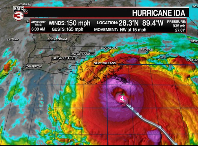 Bão Ida Các quan chức kêu gọi cư dân sơ tán tránh bão