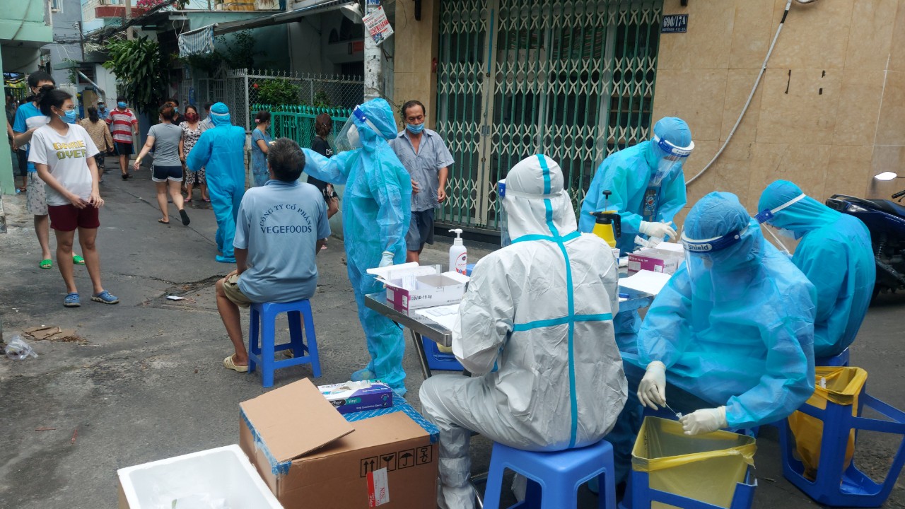 Tối 318, thêm 12.607 ca mắc COVID-19 mới, trong ngày có 10.044 bệnh nhân khỏi bệnh 