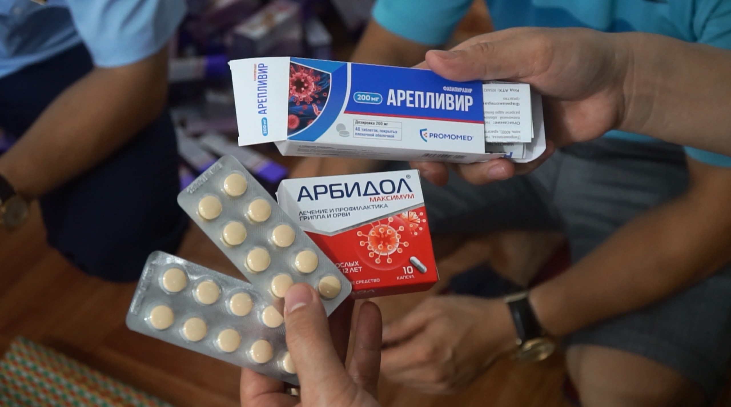 Hà Nội Tạm giữ hàng trăm hộp thuốc điều trị COVID-19 không rõ chất lượng