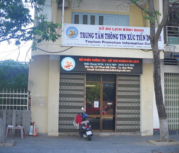 Ai chủ mưu vụ hợp thức hóa 2 quan chức Bình Định chơi golf giữa lệnh cấm bằng giấy mời