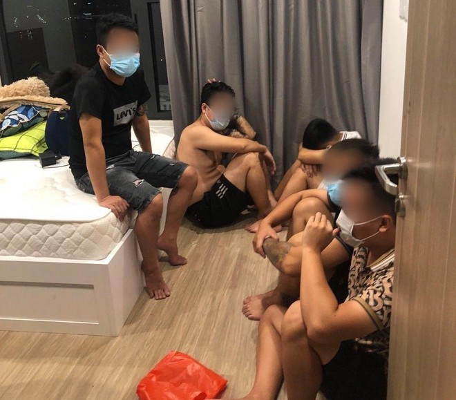 Hà Nội Tạm giữ 5 đối tượng để điều tra về hành vi tổ chức bay lắc trong thời gian giãn cách