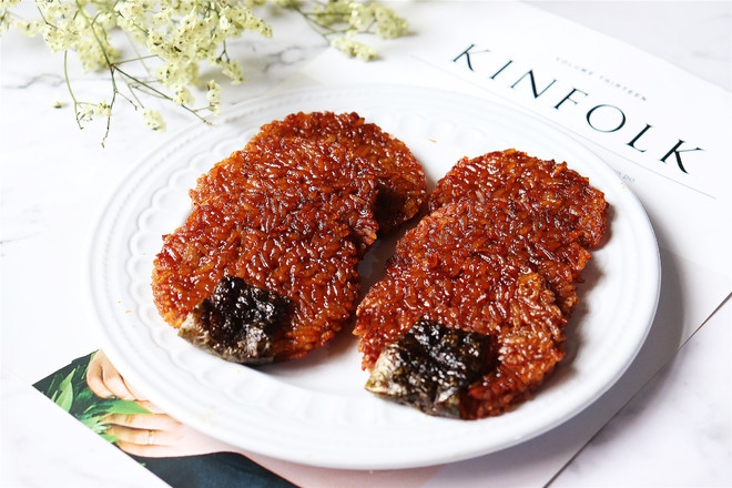 Cách làm bánh gạo rong biển từ cơm nguội, con trẻ đều háo hức