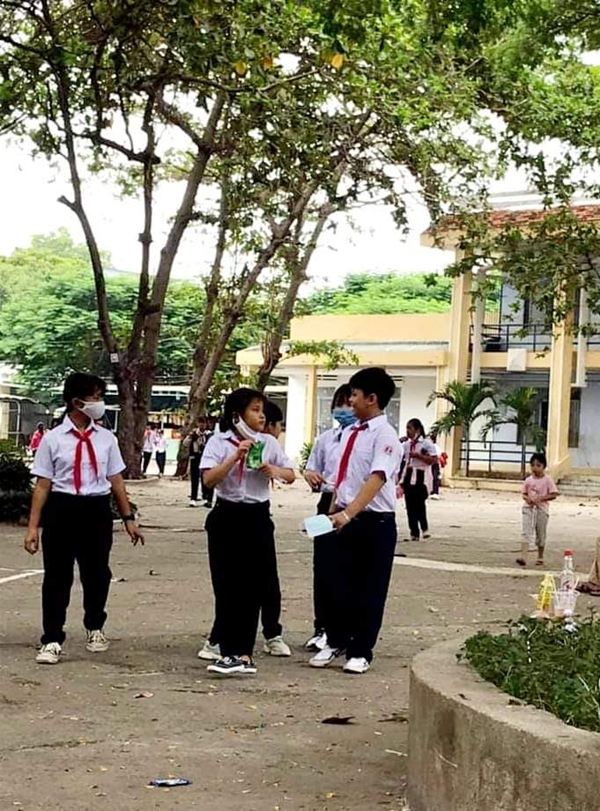 Ngày khai giảng không mong đợi!