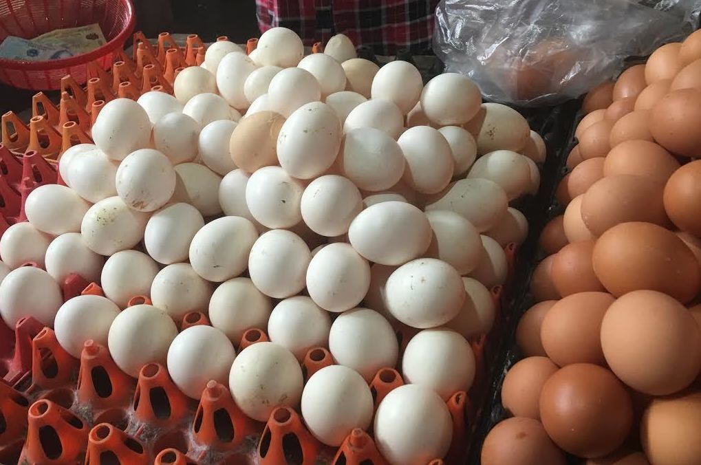 Giá trứng tăng mạnh nhất trong nhóm thực phẩm tăng giá