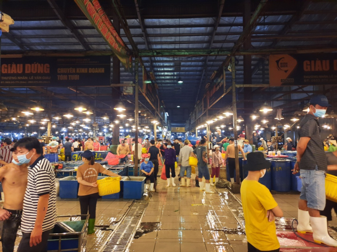 TP HCM dự kiến mở điểm trung chuyển hàng hóa tại chợ Bình Điền từ ngày 79