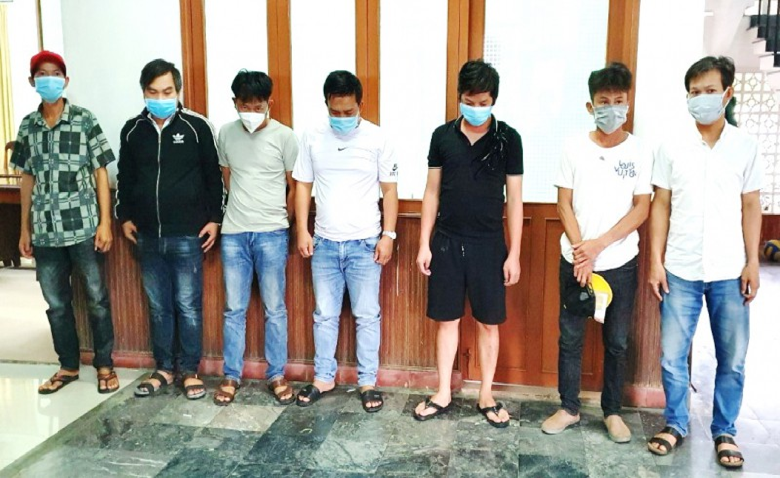 Tạm giữ hình sự 7 đối tượng tổ chức cá độ qua mạng với tổng giao dịch lên đến21 tỉ đồng