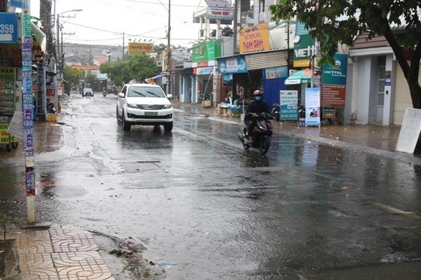 Dự báo thời tiết đêm nay và ngày mai 109 Hà Nội và các khu vực trên cả nước