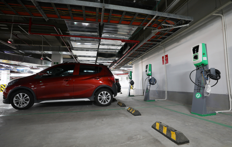 Lắp trạm sạc xe điện tại chung cư Giải pháp tăng tiện ích cho dự án bất động sản