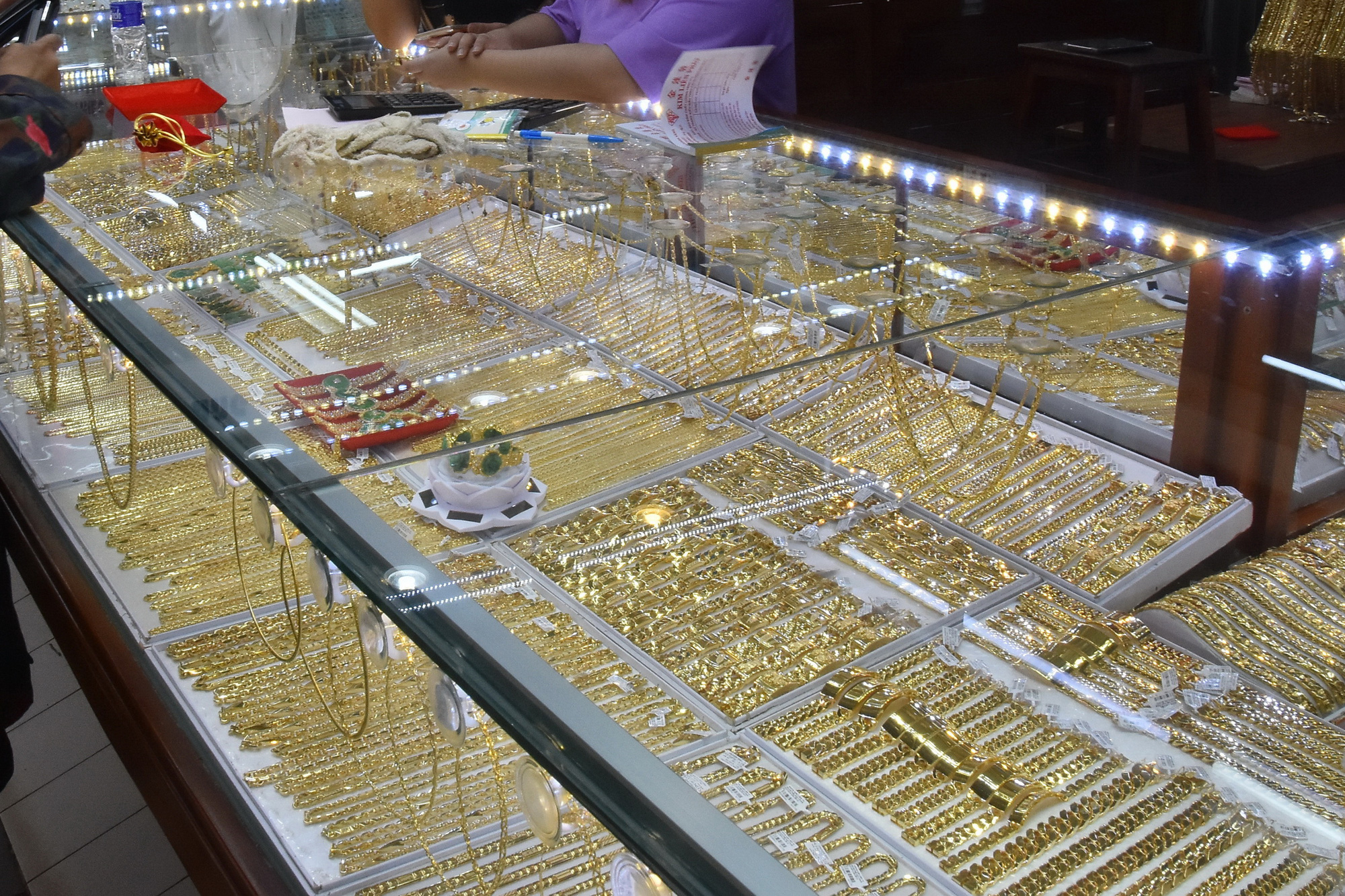 Giá vàng hôm nay 129 Phục hồi nhẹ phiên cuối tuần