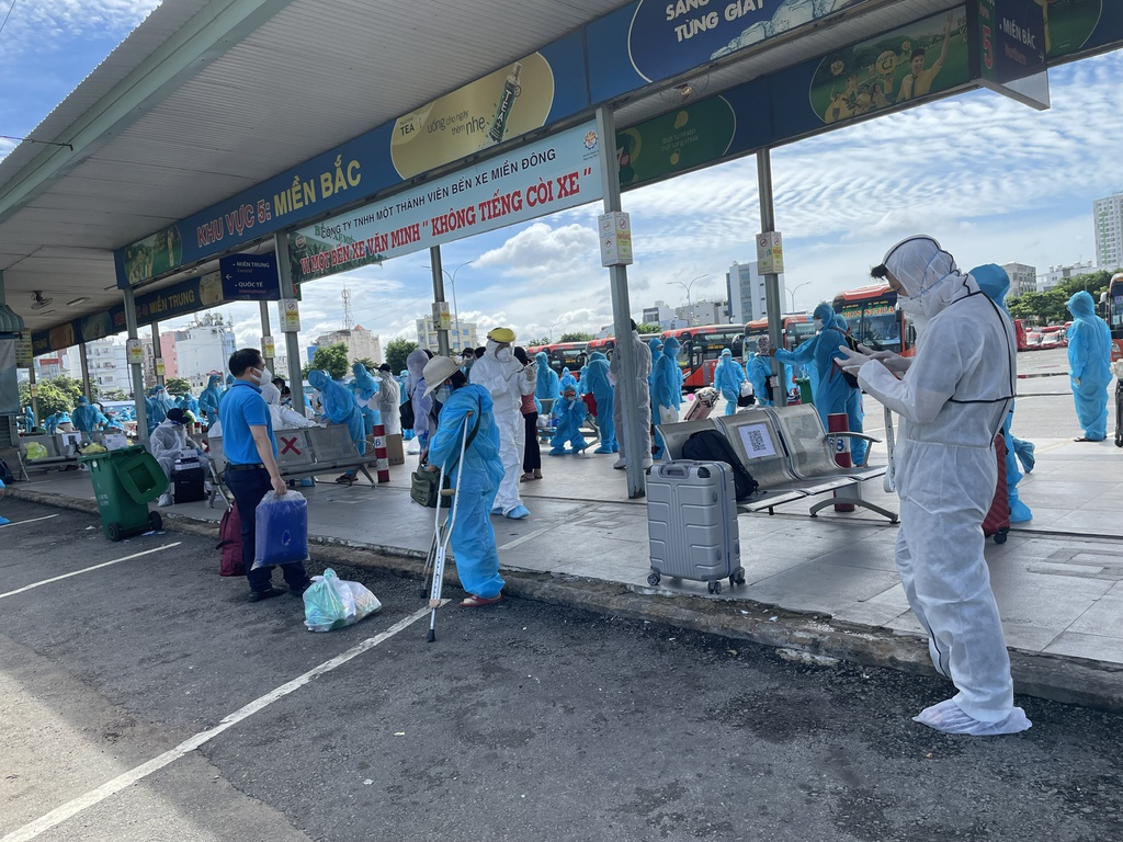 Quảng Ngãi dự kiến dùng máy bay để đưa 200 thai phụ từ vùng dịch về quê