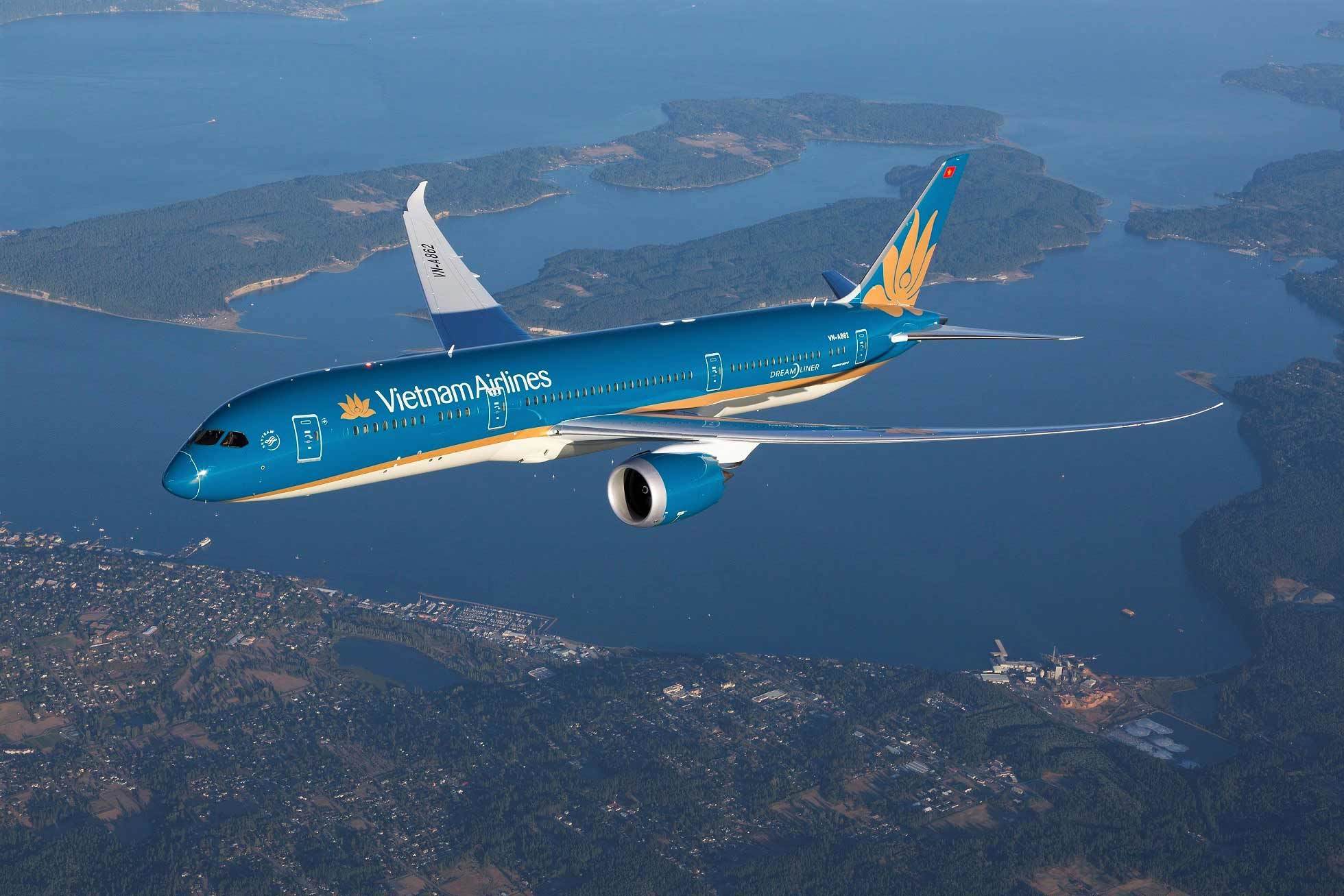 Lý do nào khiến cổ phiếu HVN của Vietnam Airlines liên tục tăng trần dù kinh doanh sa sút