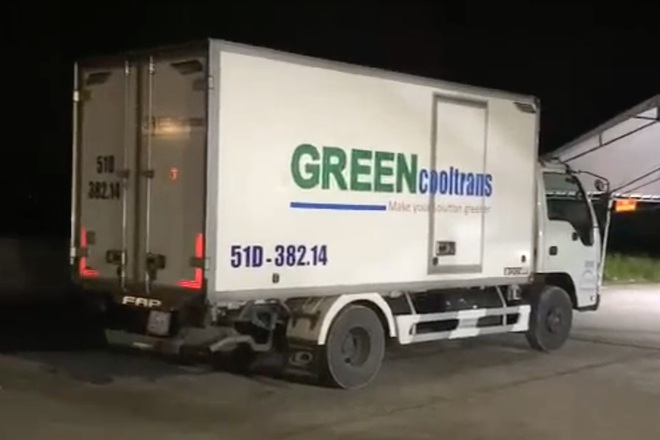 Thu hồi nhận diện, xử phạt nghiêm vụ xe tải chở 15 người trong thùng đông lạnh