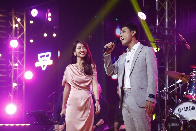 11 tháng 5 ngày Thanh Sơn - Khả Ngân chia sẻ nhiều điều thú vị hậu trường phim trong chương trình Cuộc hẹn cuối tuần