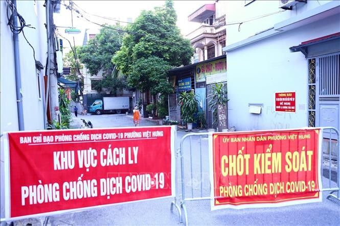 Hà Nội Xuất hiện chùm ca bệnh phức tạp ở Long Biên, lập tức phong tỏa 2 khu dân cư liên quan