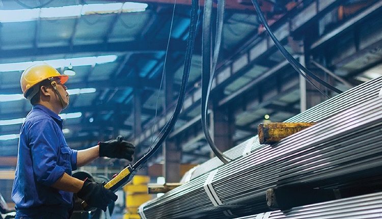 Tiêu thụ thép xây dựng về đáy, cổ phiếu thép còn giữ được sức hấp dẫn