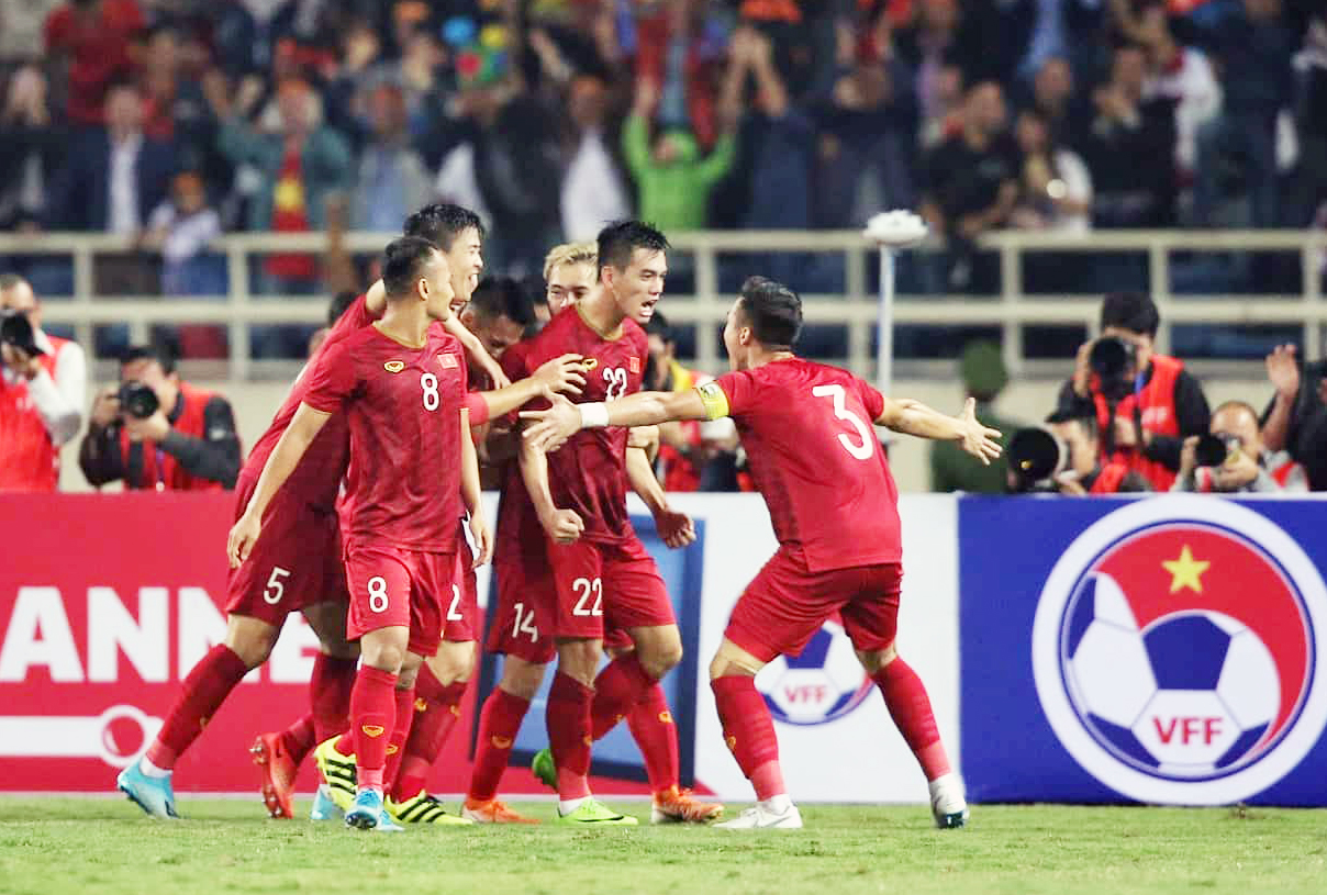 Ông Trần Quốc Tuấn AFF Cup 2020 nhiều khả năng đá tập trung tại một quốc gia
