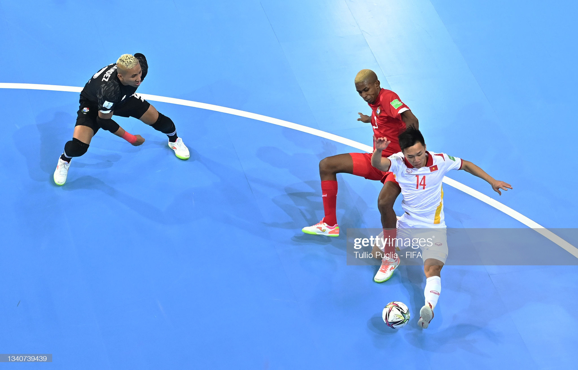 Siêu phẩm solo của Văn Hiếu là bàn thắng đẹp nhất vòng bảng World Cup Futsal