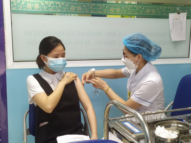 Thủ tướng  Nghiêm cấm mọi hành vi tham nhũng, lợi ích nhóm trong mua sắm thiết bị y tế, tiêm chủng vaccine Covid-19