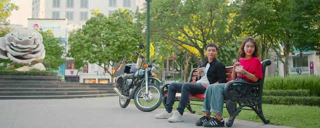 Phim 11 tháng 5 ngày tập 25 Tuệ Nhi ghen khi Đăng được khen đẹp trai và có các fan nữ theo đuổi