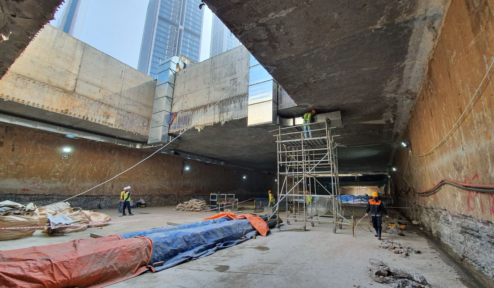 Lý do tạm dừng thi công ga ngầm S12 tuyến Metro Nhổn - ga Hà Nội