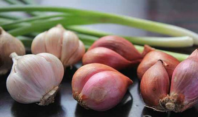 Bỏ túi bí quyết bảo quản gừng, tỏi, ớt tươi lâu, để cả tháng không lo bị hỏng