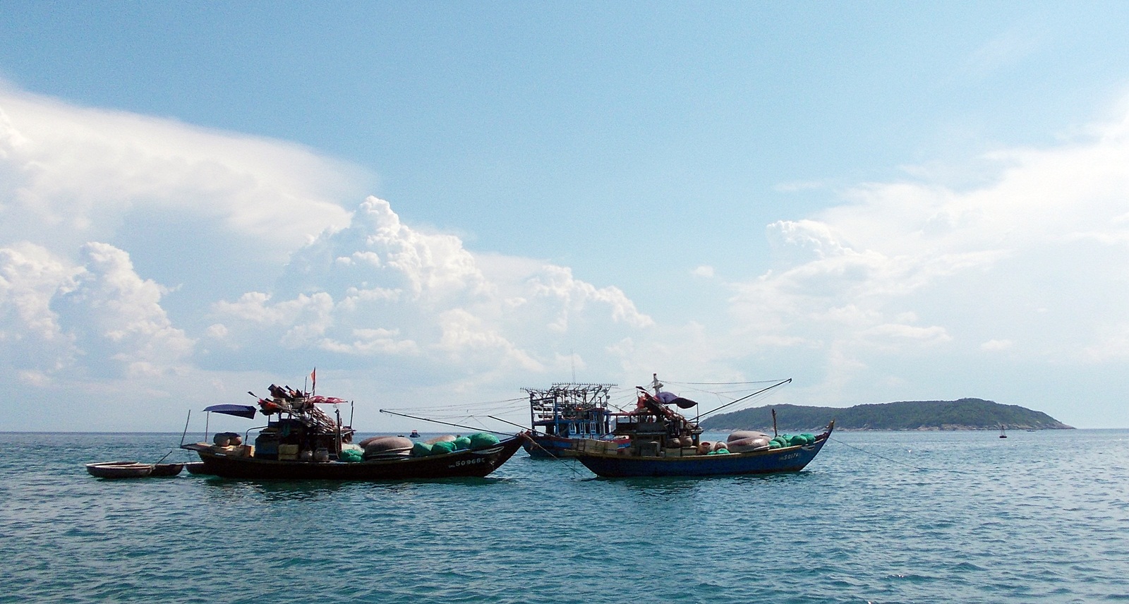 Quảng Nam nghiêm cấm tàu thuyền ra khơi từ 10h ngày 239