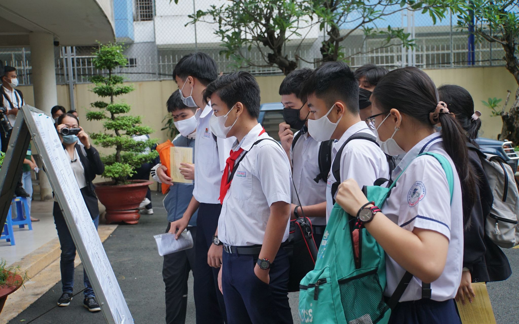 Địa phương đầu tiên tại TP HCM đề xuất cho học sinh đi học trở lại sau ngày 309