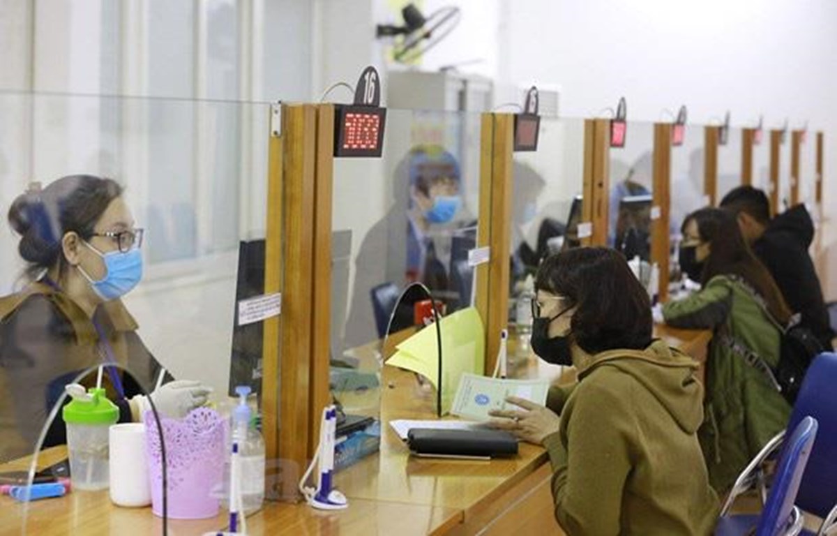 Người lao động được hỗ trợ cao nhất 3,3 triệu đồng từ 30.000 tỉ đồng Quỹ bảo hiểm thất nghiệp