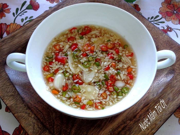 Hướng dẫn cách pha 10 loại nước chấm ngon bất bại không phải ai cũng biết