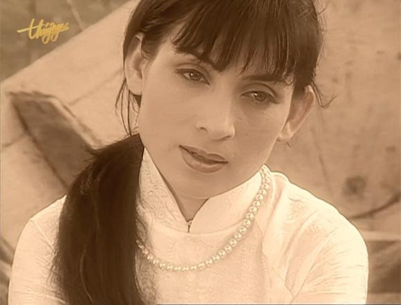 Ngắm ảnh xinh đẹp thời trẻ của ca sĩ Phi Nhung 