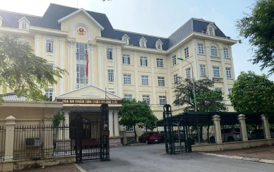 Thẩm phán TAND quận Hoàng Mai tử vong trong tư thế treo cổ tại phòng làm việc