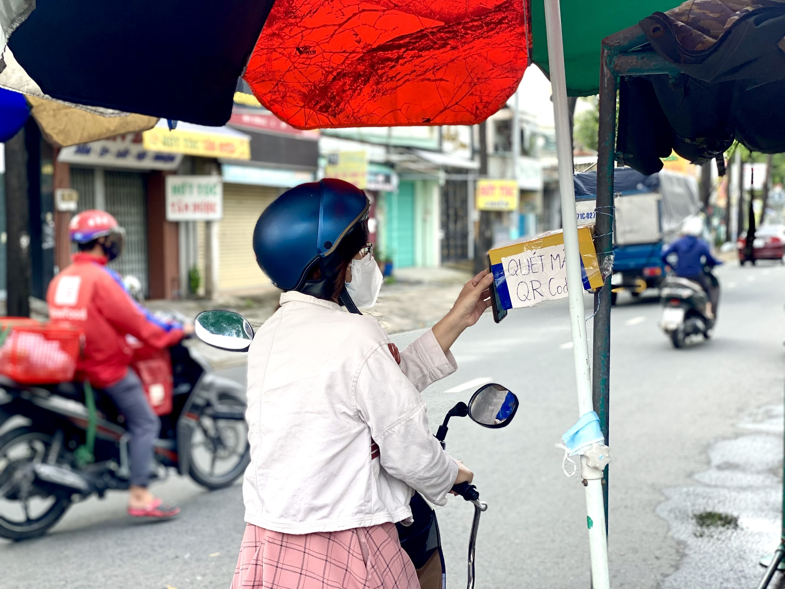 TP.HCM Từng bước phục hồi, phát triển kinh tế - xã hội theo Chỉ thị 18
