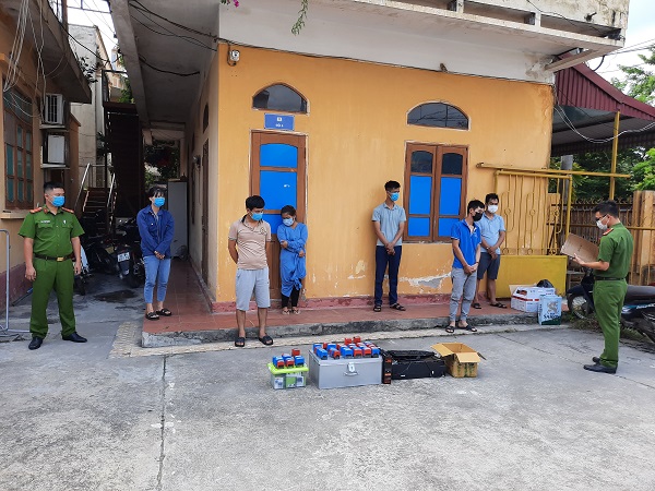 Hải Dương Khởi tố 6 đối tượng về hành vi làm giả con dấu, tài liệu và sử dụng giấy tờ giả của cơ quan, tổ chức 