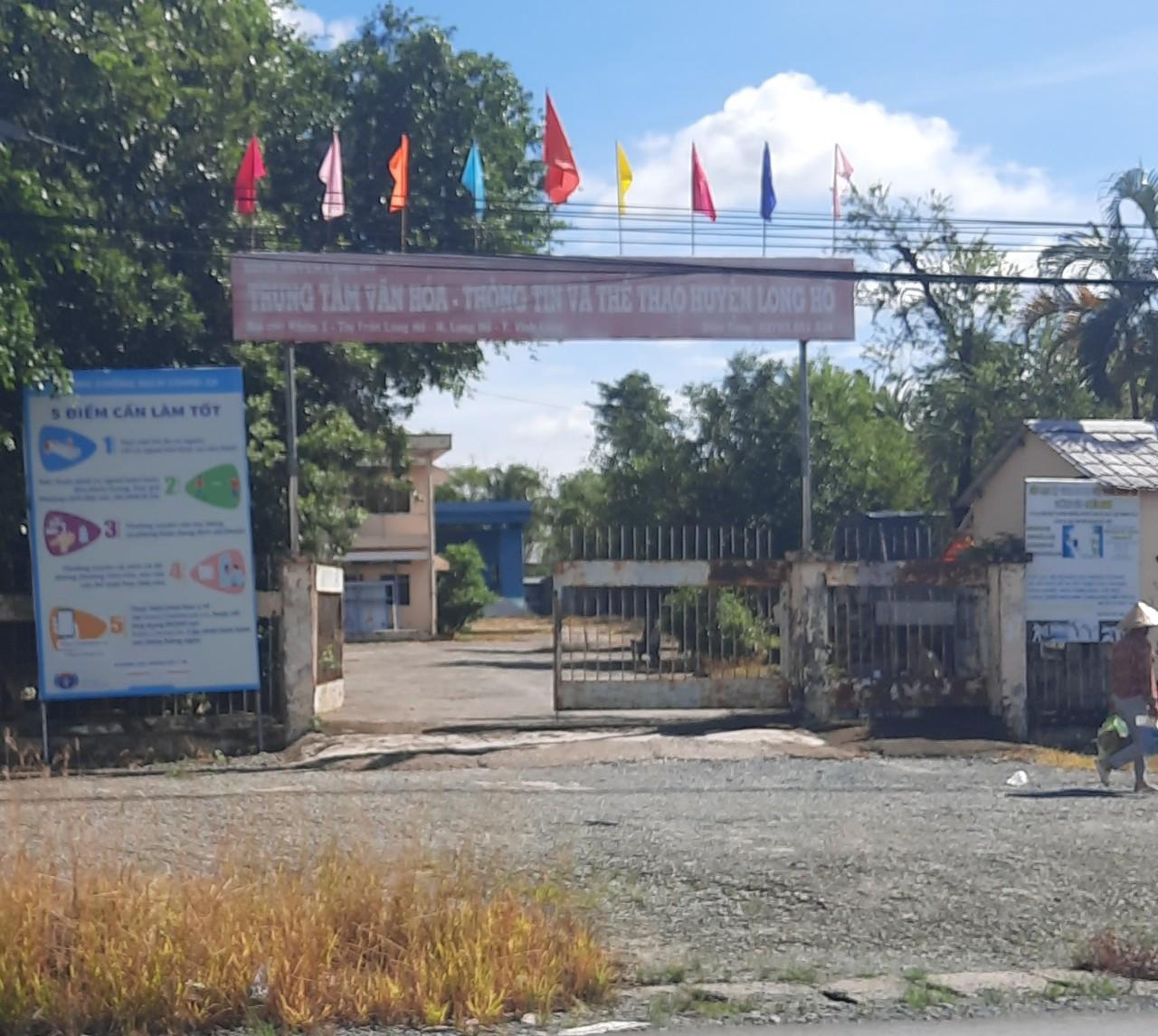 Lý do hai phó giám đốc trung tâm văn hóa ở Vĩnh Long bị thu hồi tiền hỗ trợ