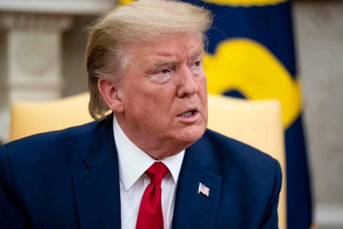 Cựu Tổng thống Mỹ Donal Trump ra khỏi danh sách 400 người giàu nhất nước Mỹ